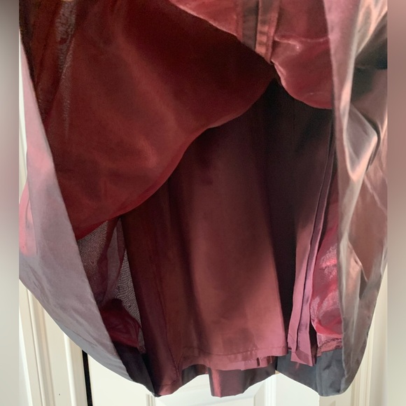 Teri Jon by Ricki Freeman dress size 12 in wine. - Picture 6 of 6
